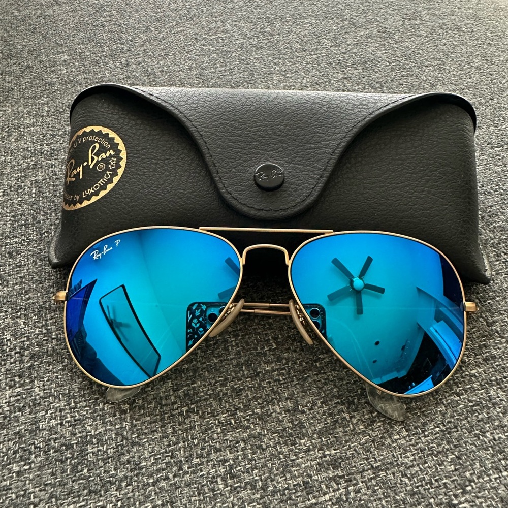 Ray-Ban Aviator Flash Polarized Sunglasses
